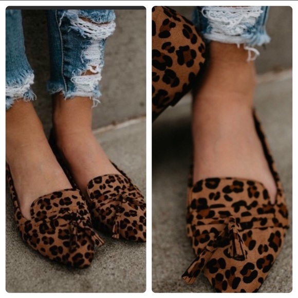 Vegan Suede Leopard Tassel Loafer - Picture 4 of 4